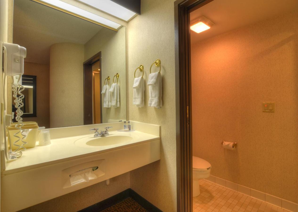 Smoky Mountain Inn & Suites 체로키 외부 사진